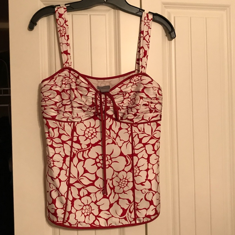 Ann Taylor 100% Silk Fitted Sleeveless Top